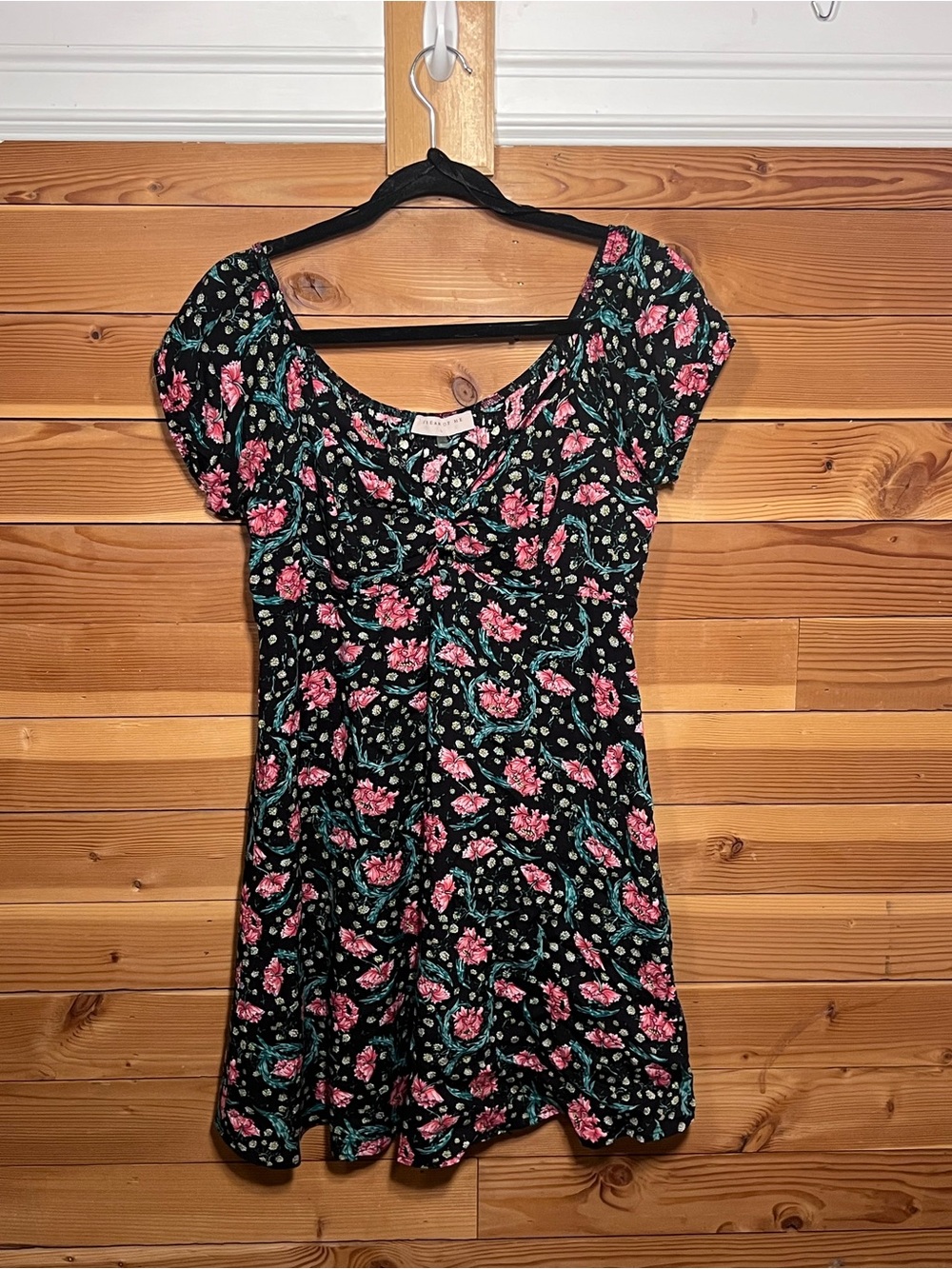 Floral Large Sweetheart Neck Short Sleeve Dress - Black with Pink Floral